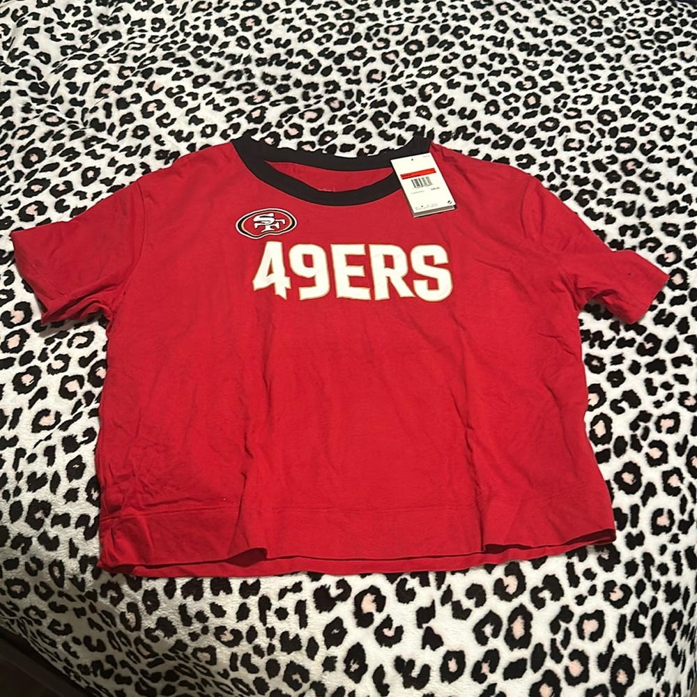 NWT SF 49ers loose crop top shirt. NFL apparel size large